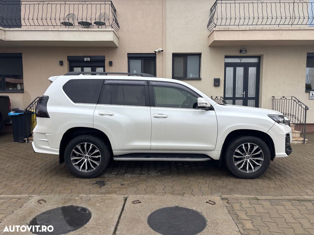 Toyota Land Cruiser 2.8l Turbo D-4D A/T AVS Luxury - 4