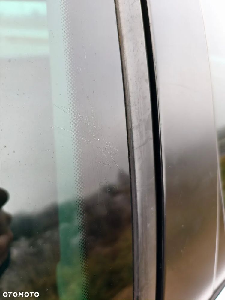 Volkswagen Passat 2.0 TDI Comfortline - 19