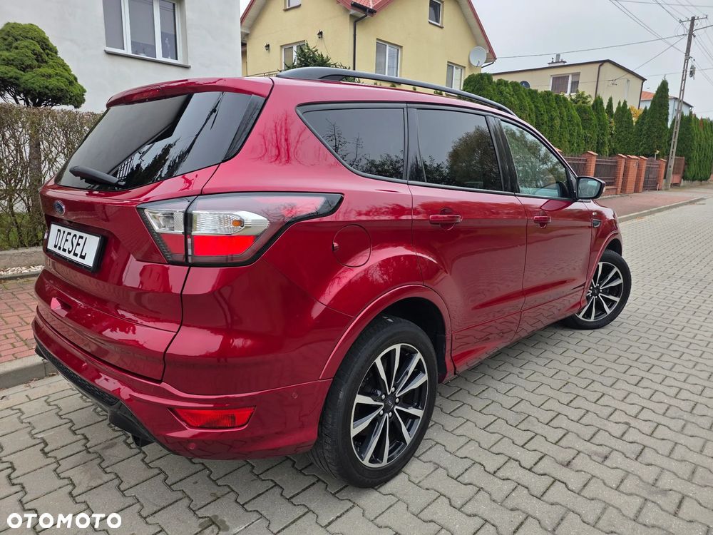 Ford Kuga 1.5 TDCi 2x4 ST-Line - 38