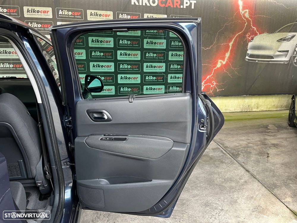 Peugeot 3008 1.6 e-HDi Allure CMP6 - 40