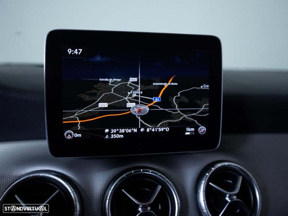 Mercedes-Benz CLA 200 - 25