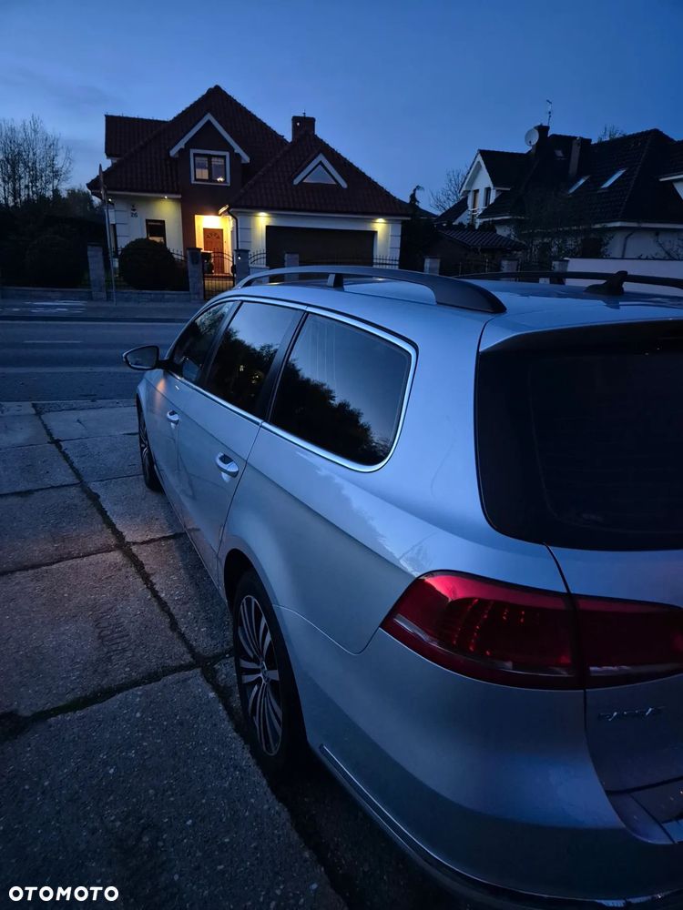 Volkswagen Passat - 21