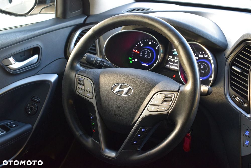 Hyundai Santa Fe - 17