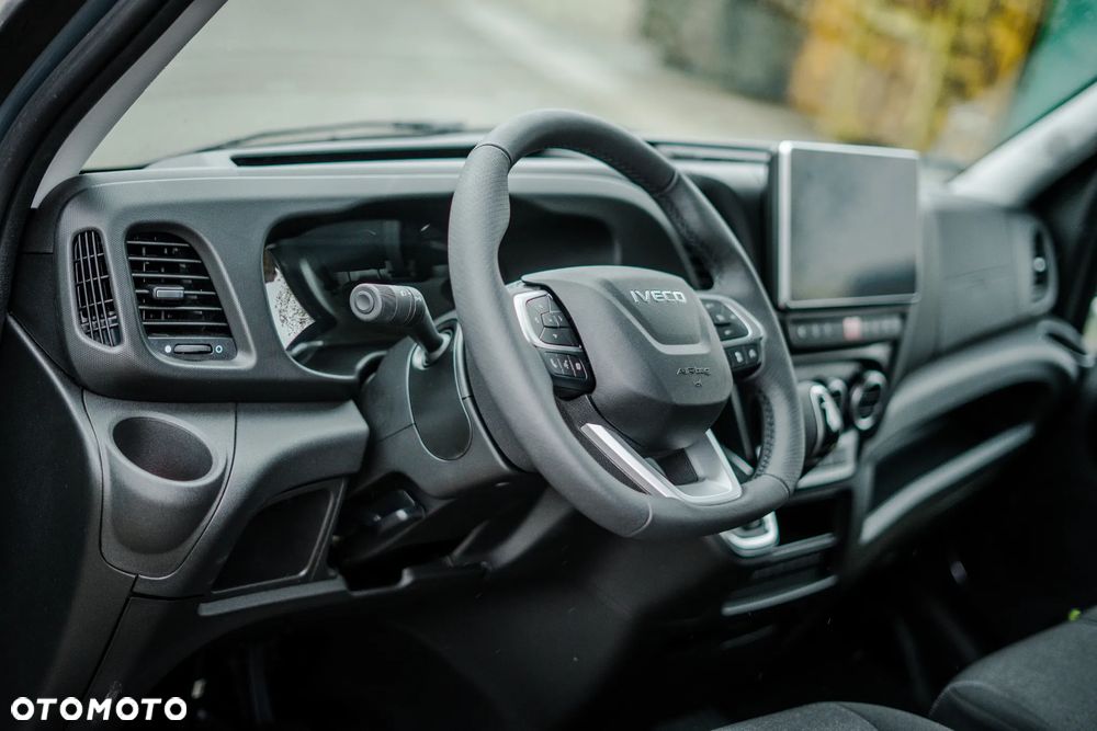 Iveco Daily niezastąpiony partner w pracy - 9