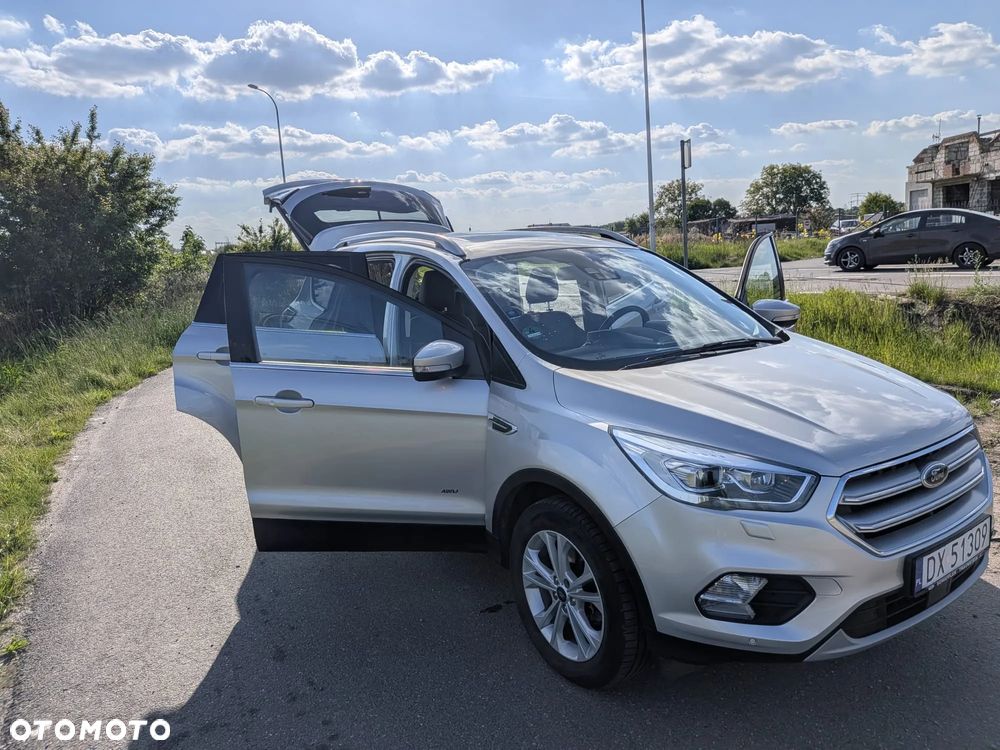Ford Kuga 1.5 EcoBoost 4x4 Titanium - 25