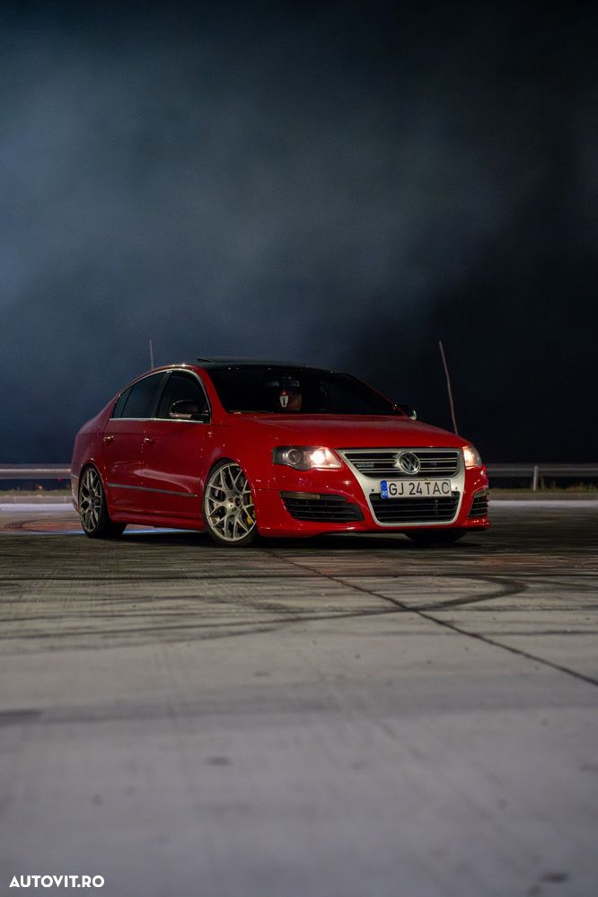 Volkswagen Passat - 12