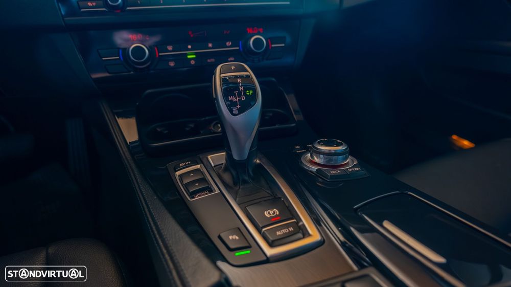 BMW 520 d Exclusive Auto 129g - 15