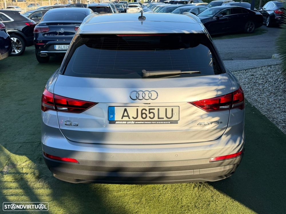 Audi Q3 45 TFSIe S tronic - 12