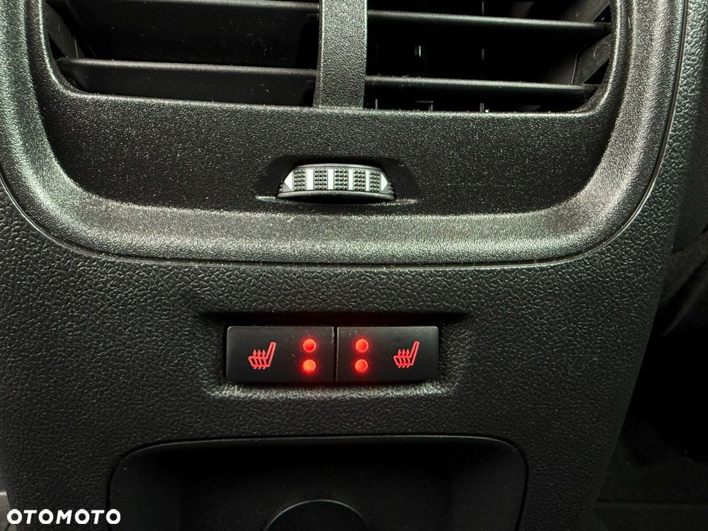 Ford Kuga 1.5 EcoBoost FWD Titanium - 28