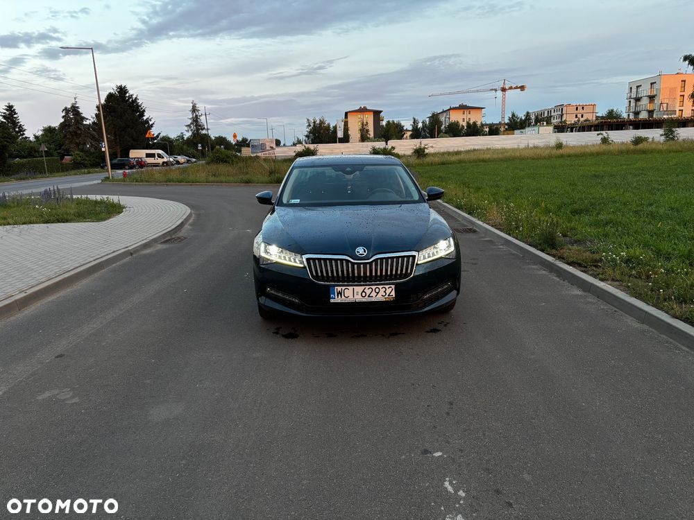 Skoda Superb 2.0 TSI Ambition DSG - 5