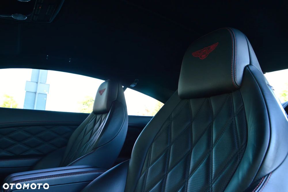Bentley Continental GT - 15