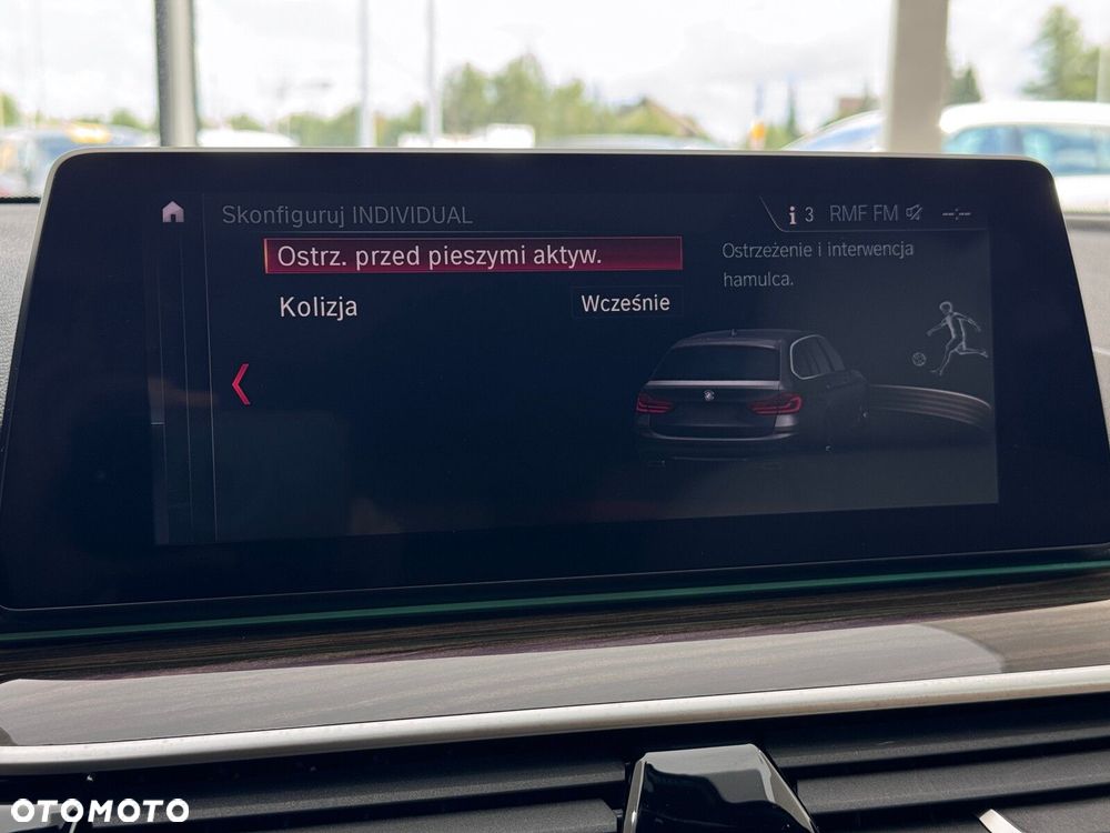 BMW Seria 5 530i xDrive M Sport sport - 32