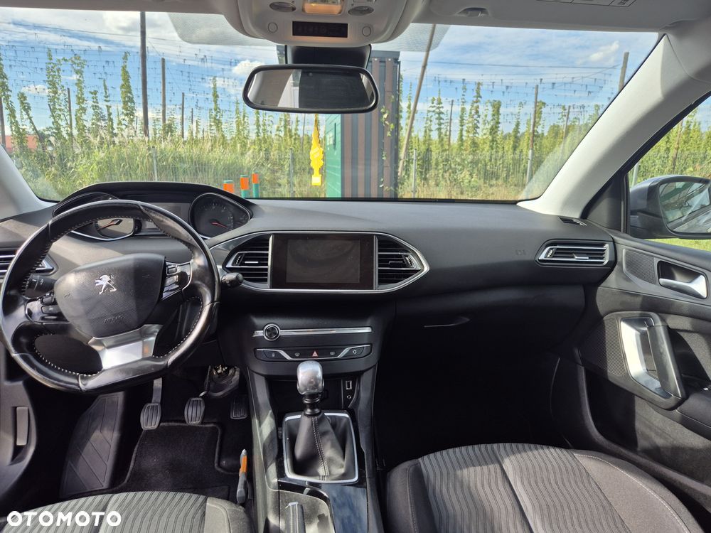 Peugeot 308 - 5