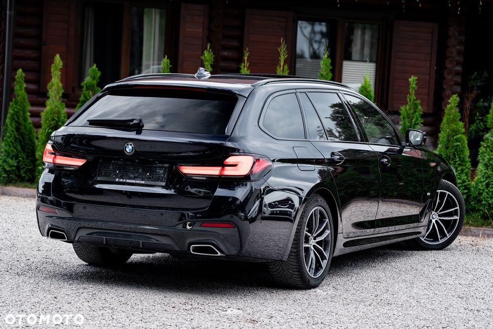 BMW Seria 5 520d Touring Sport Line - 12