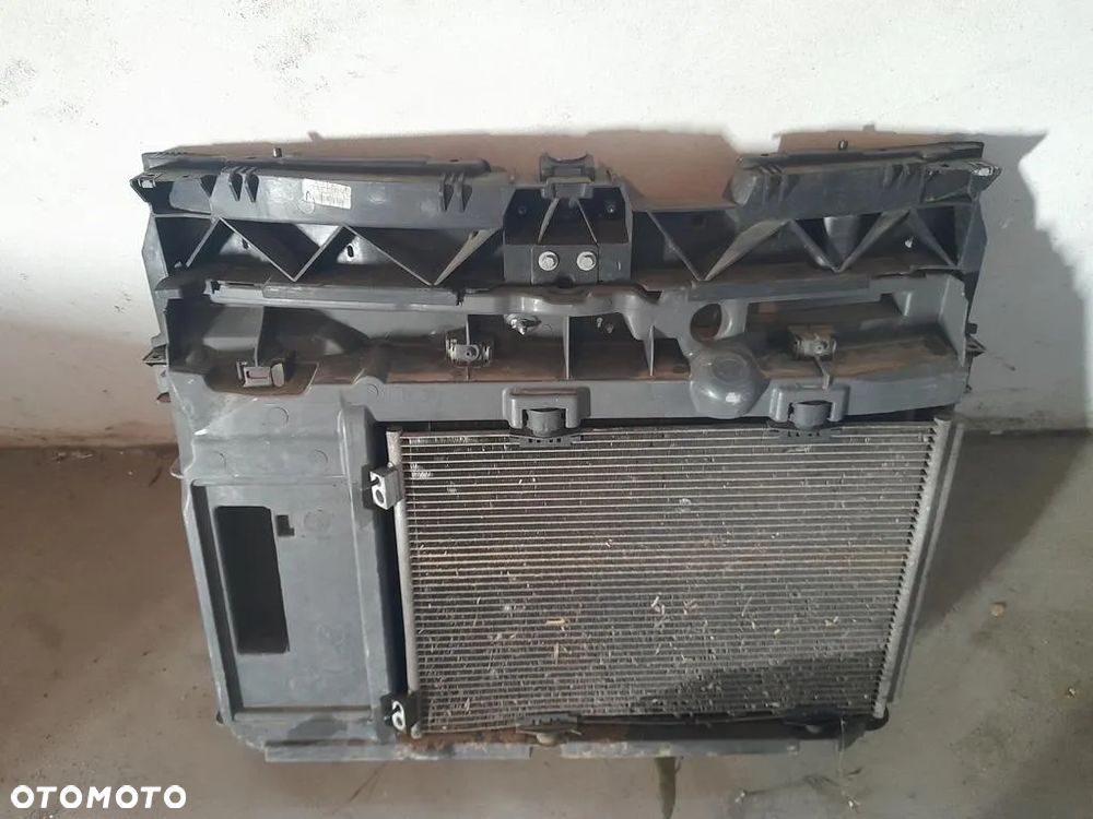 Pas przedni chłodnice wentylator komplet Citroen C3 Picasso 1.4 VTI 1.6 VTI - 2