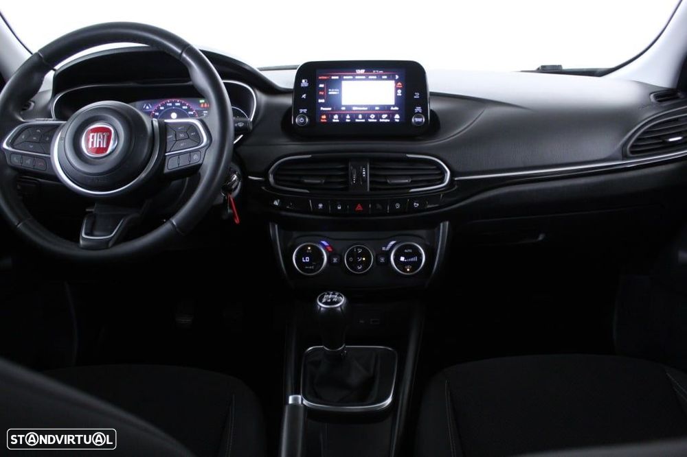 Fiat Tipo 1.3 MultiJet Life - 17