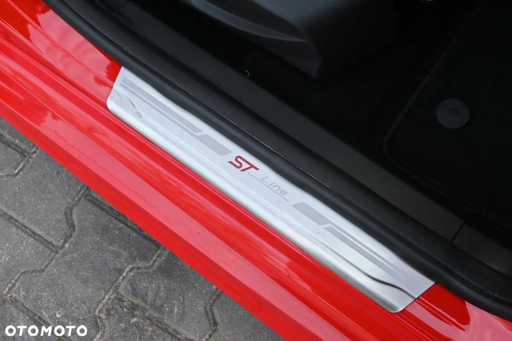 Ford Focus 1.5 EcoBoost STart-Stopp-System ST-LINE X - 28