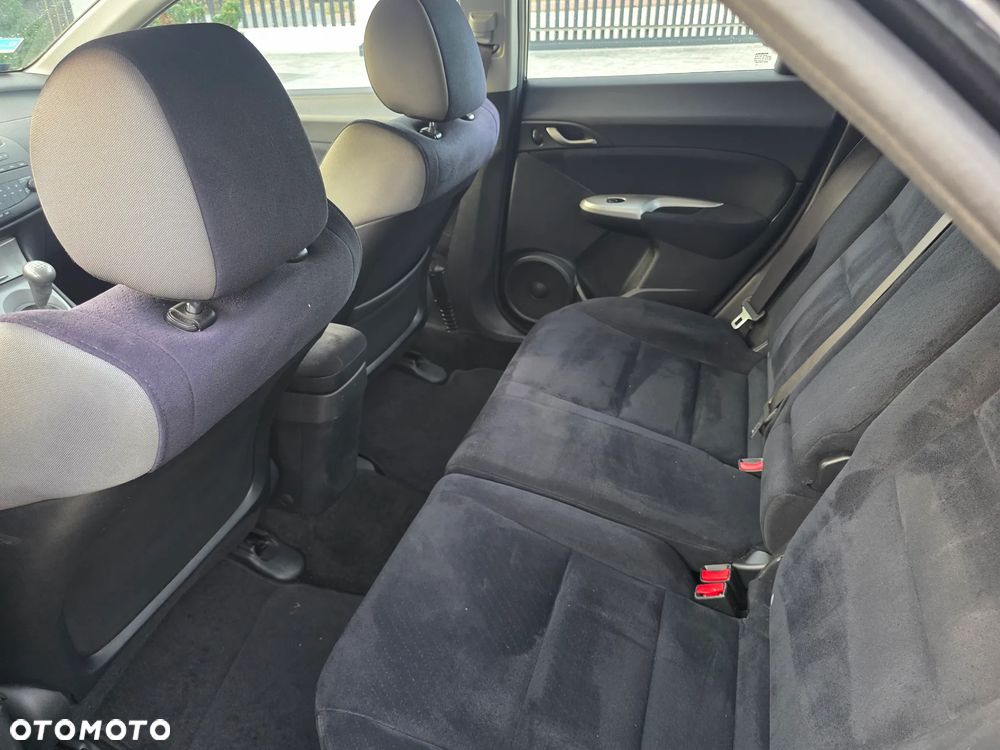 Honda Civic 1.8 Comfort - 8