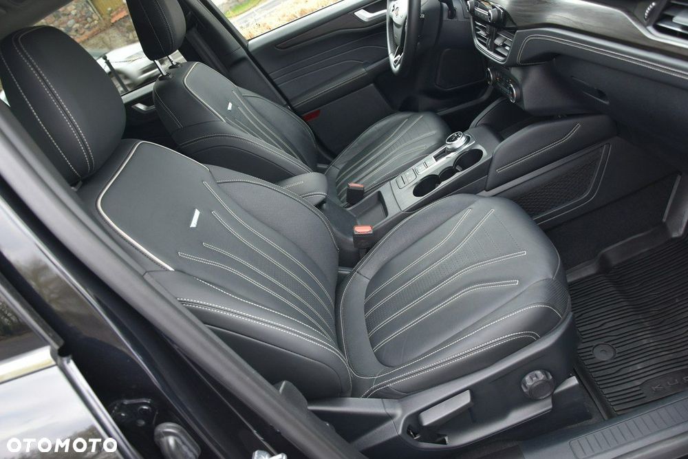 Ford Kuga - 14