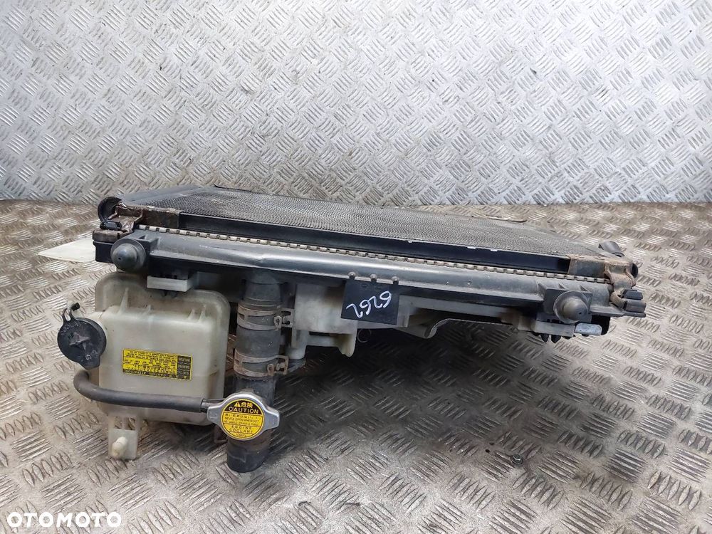 CHŁODNICE KOMPLET + WENTYLATOR WODY KLIMY TOYOTA YARIS II 1.0 12V - 2