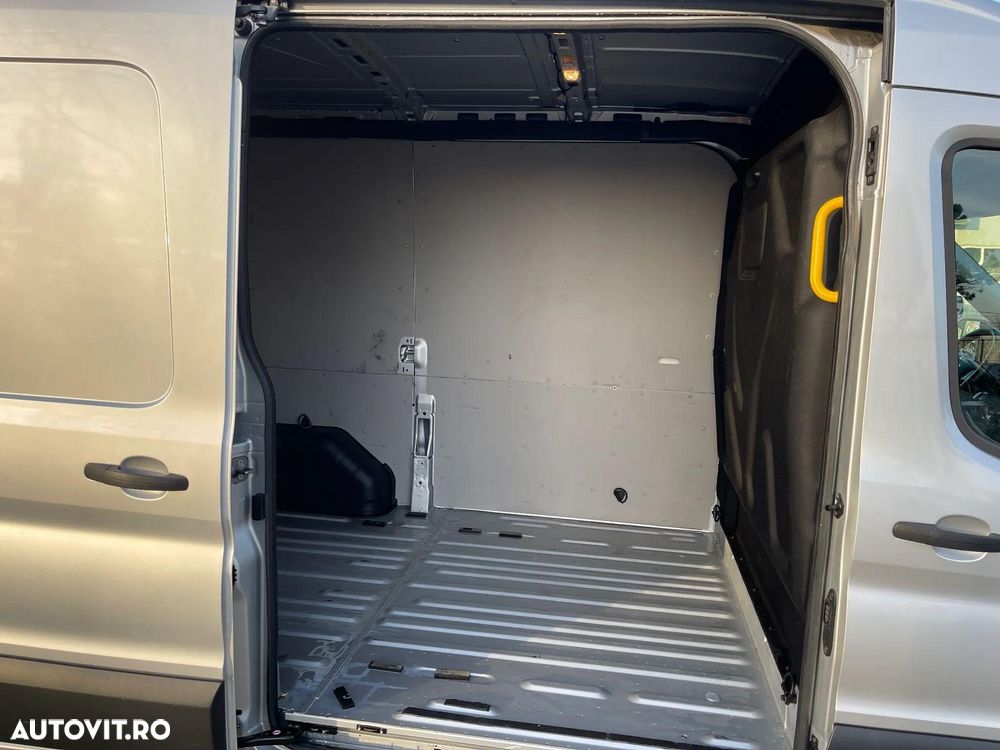 Ford Transit - 8
