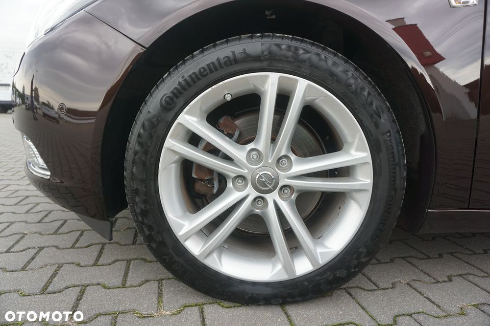 Opel Insignia - 27