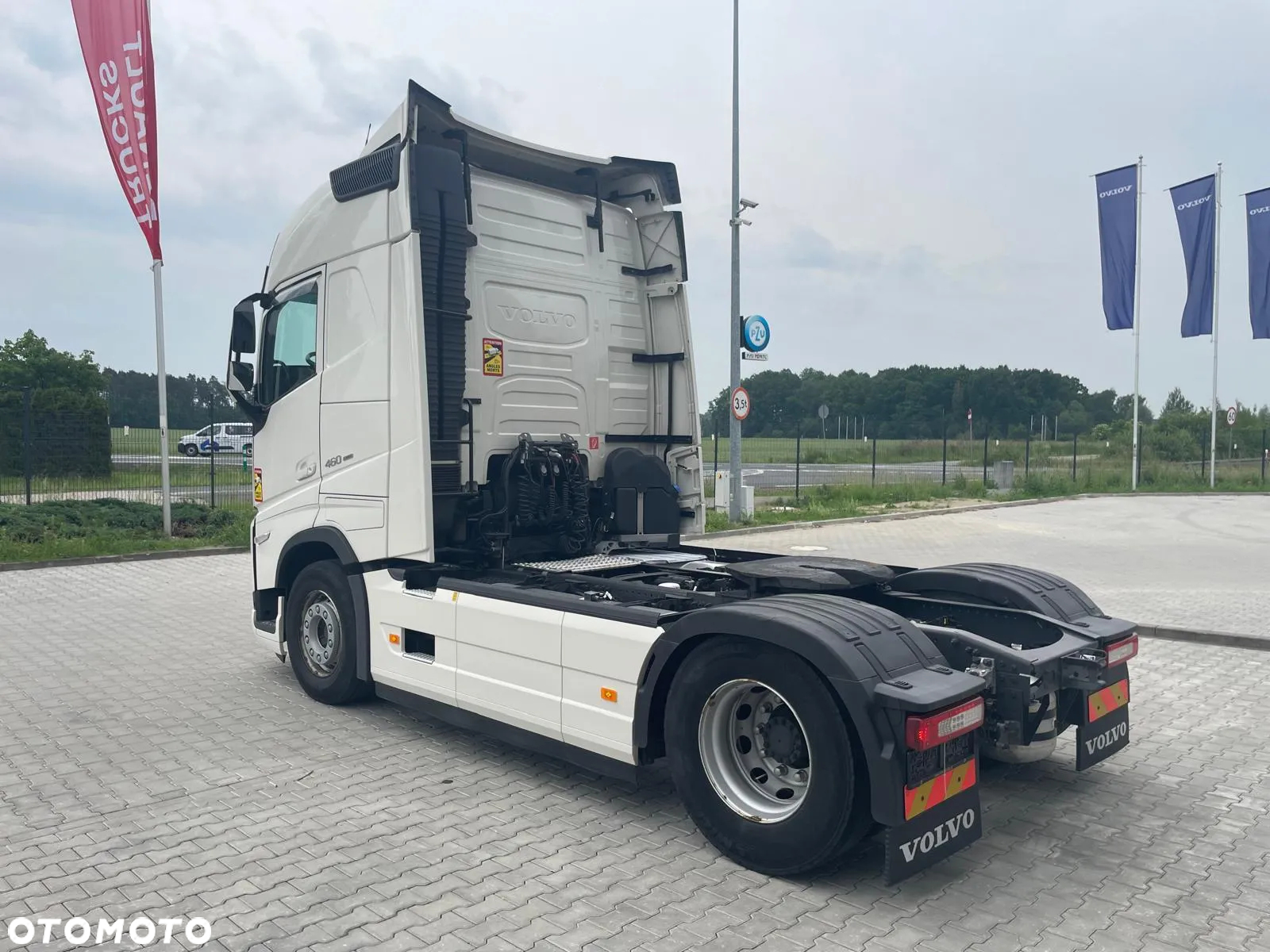 Volvo 2021 FH 4x2 500KM Globetrotter!!! - 4