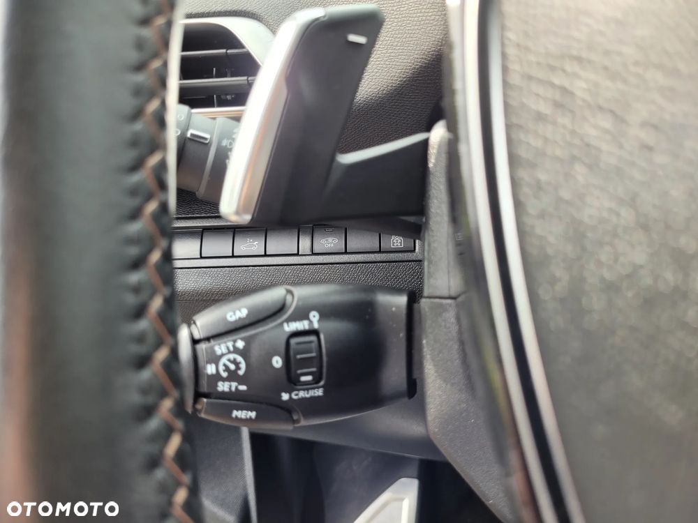 Peugeot 5008 2.0 BlueHDI GT S&S EAT6 - 29