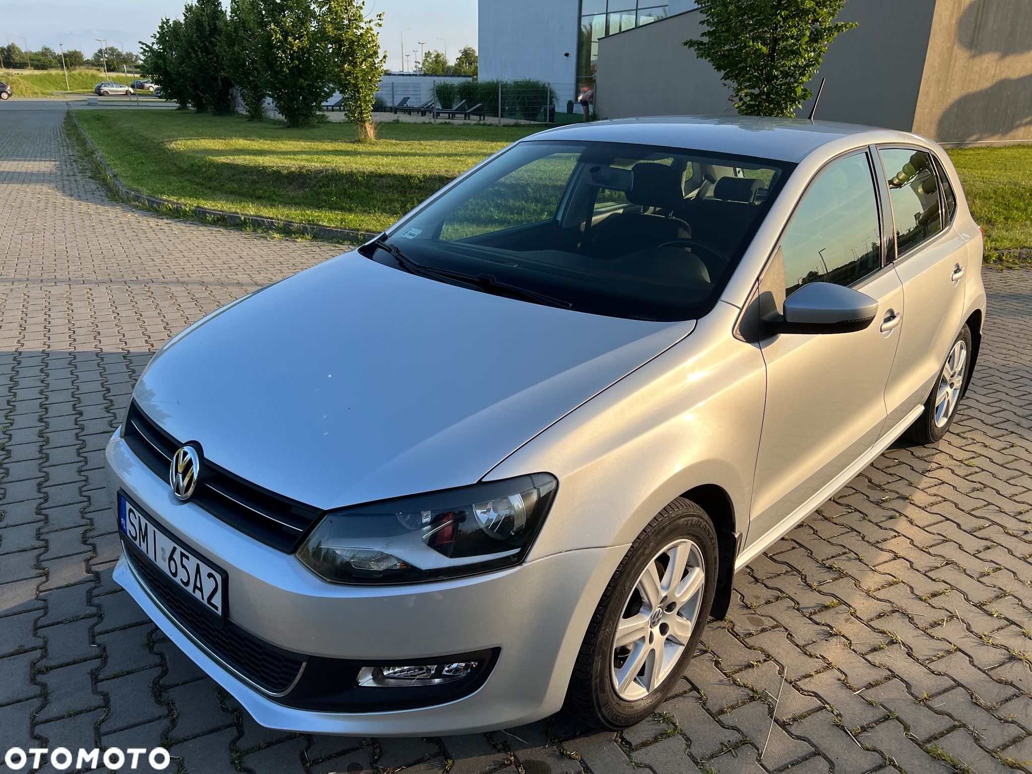 Volkswagen Polo 1.2 TSI Highline - 1