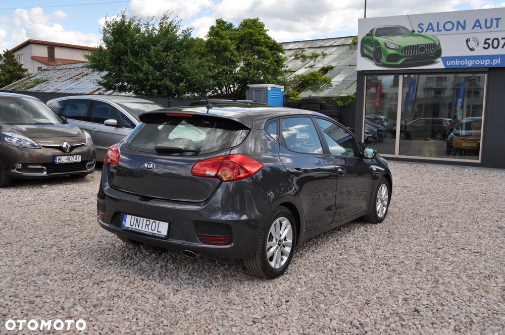 Kia Ceed - 7