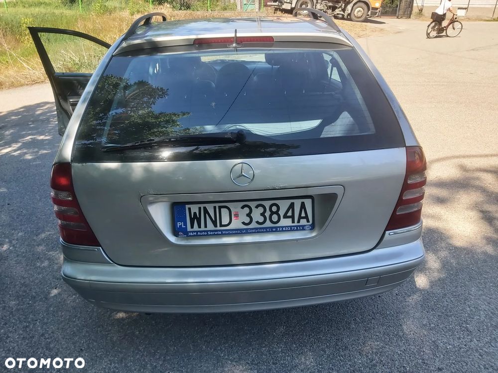 Mercedes-Benz Klasa C - 16