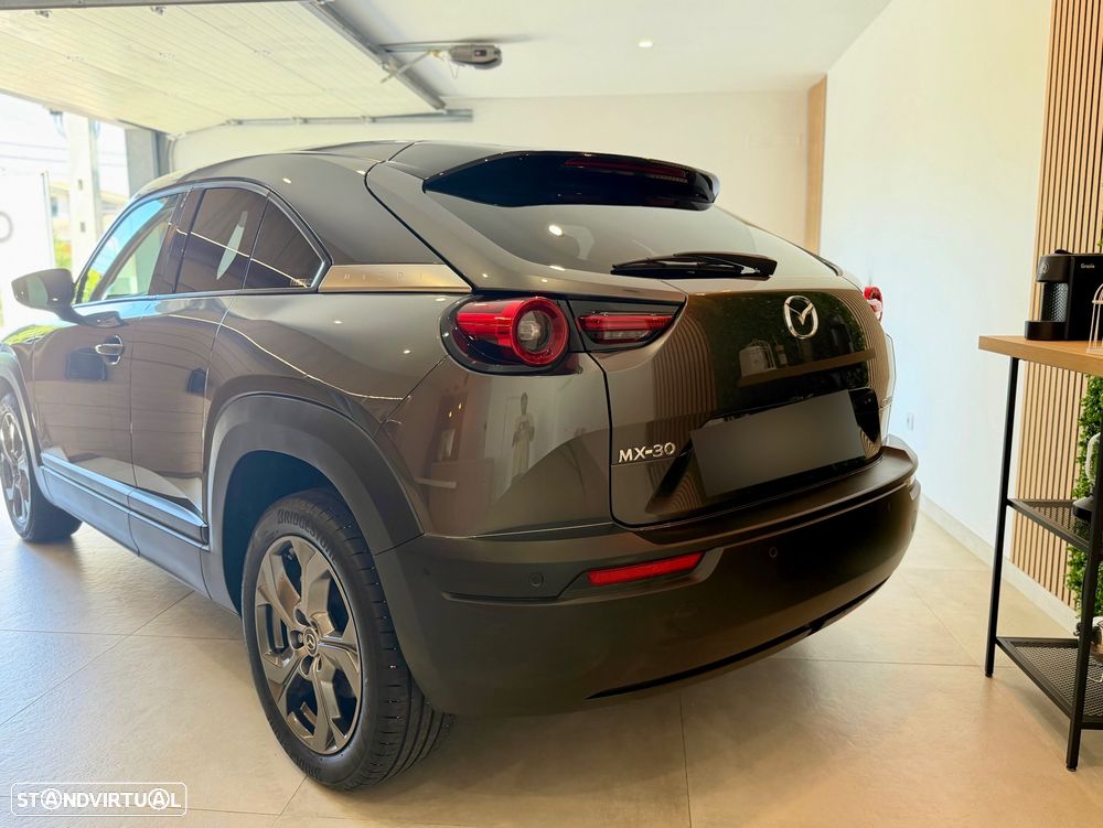 Mazda MX-30 e-SKYACTIV Advantage+Modern Confidence - 42