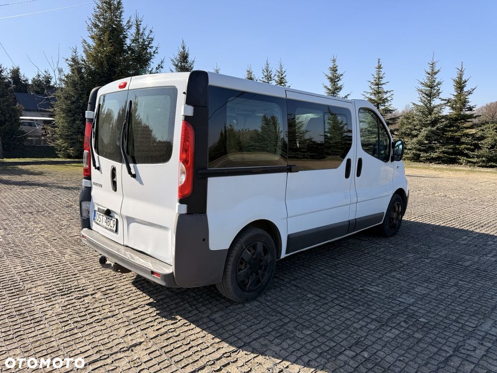 Renault Trafic - 8