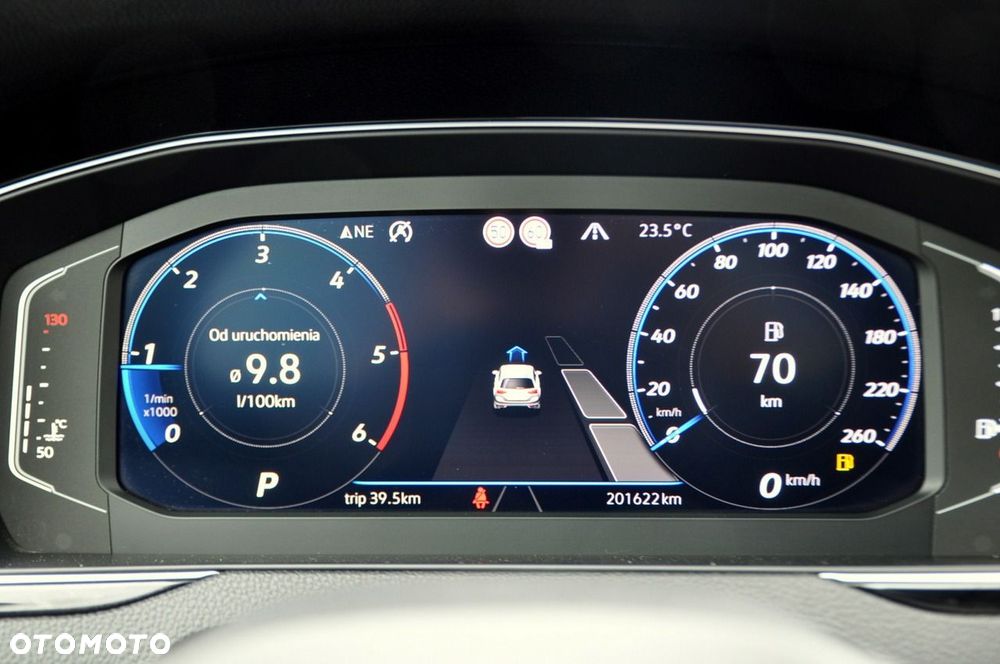 Volkswagen Passat Variant - 33