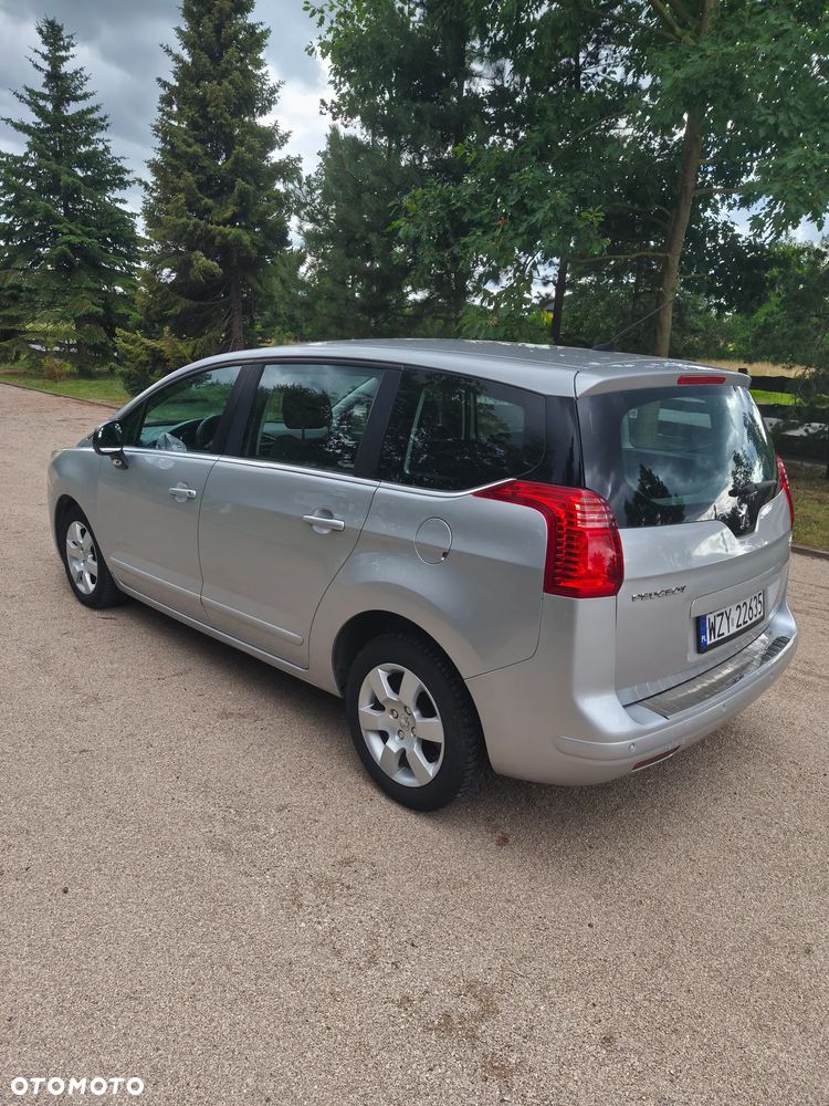 Peugeot 5008 1.6 HDi Premium - 13
