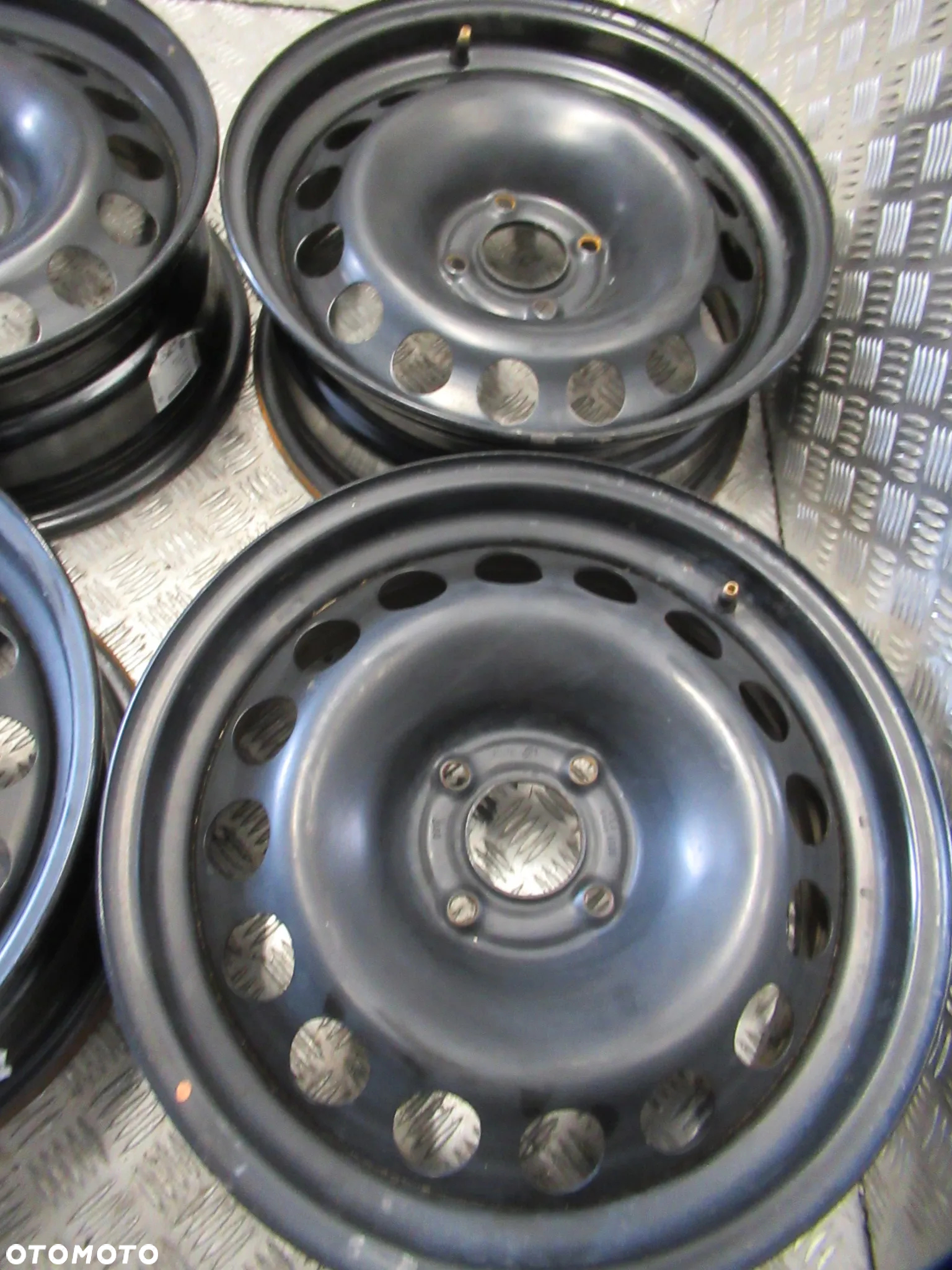 Felgi Opel Crossland Corsa E F Peugeot Partner 2008 3008 Citroen C3 C4 DS3 DS4 6,5Jx16 et20 4x108 - 3