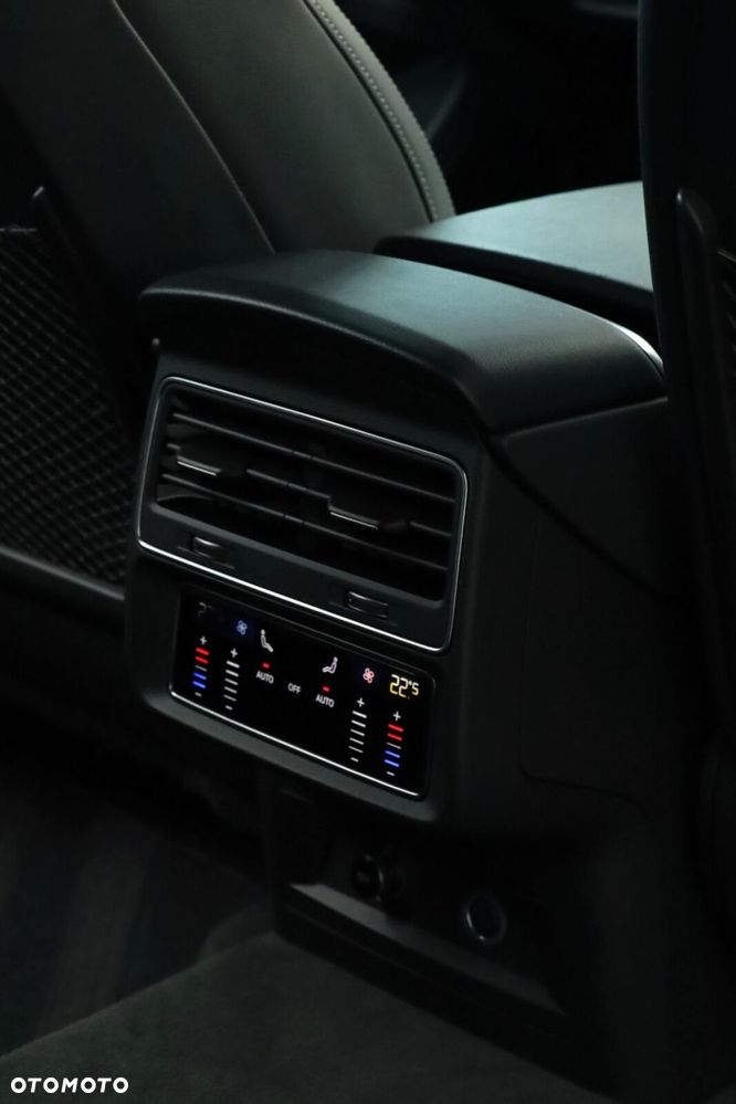 Audi Q8 - 20