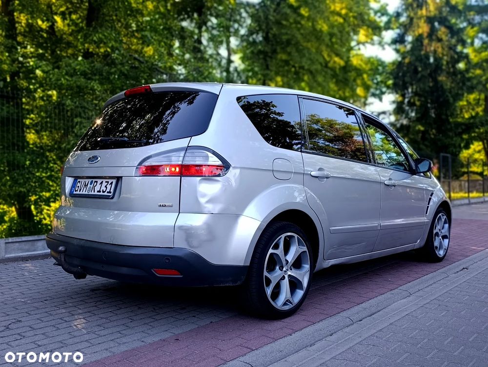 Ford S-Max - 6