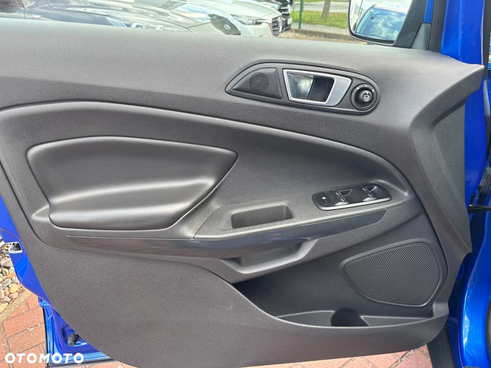 Ford EcoSport 1.0 EcoBoost TITANIUM X - 24