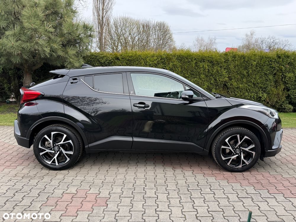 Toyota C-HR 1.2 Turbo Team Deutschland - 6