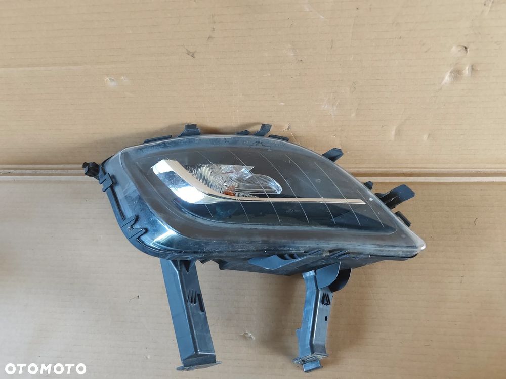 OPEL ASTRA iv j lampa przeciwmgielna w zderzak przód kierunkowskaz 13264642 prawy przód - 10