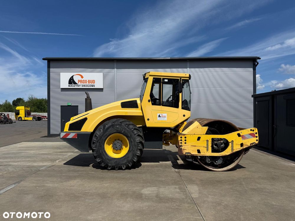 Bomag BW 213 DH-4 - 1
