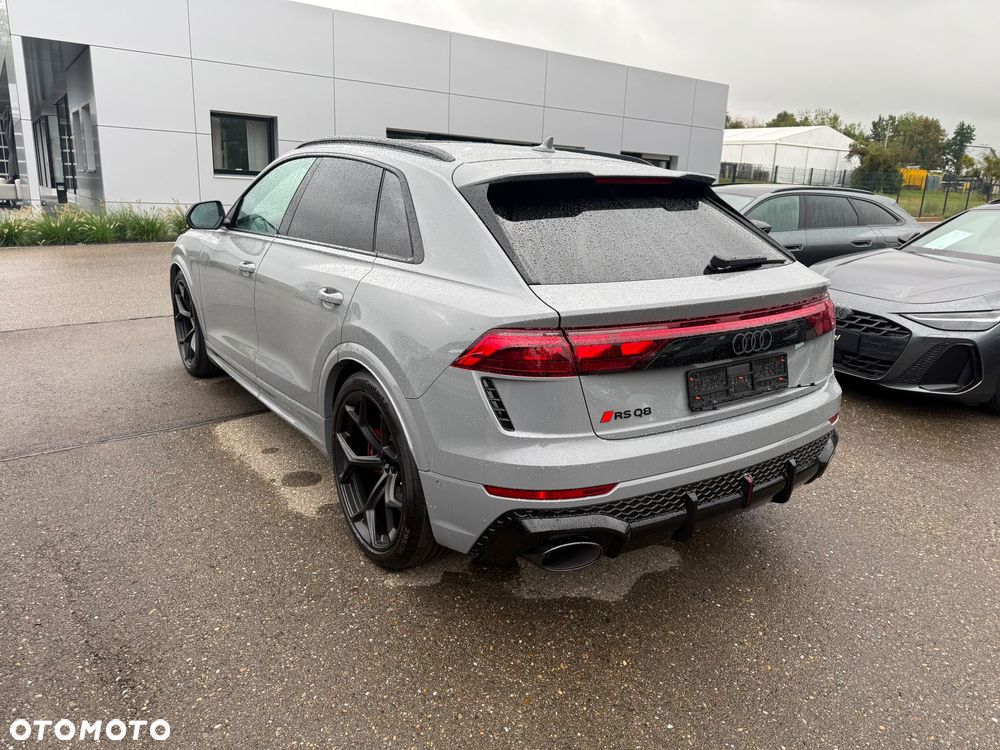Audi RS Q8 TFSI quattro tiptronic Performance - 5