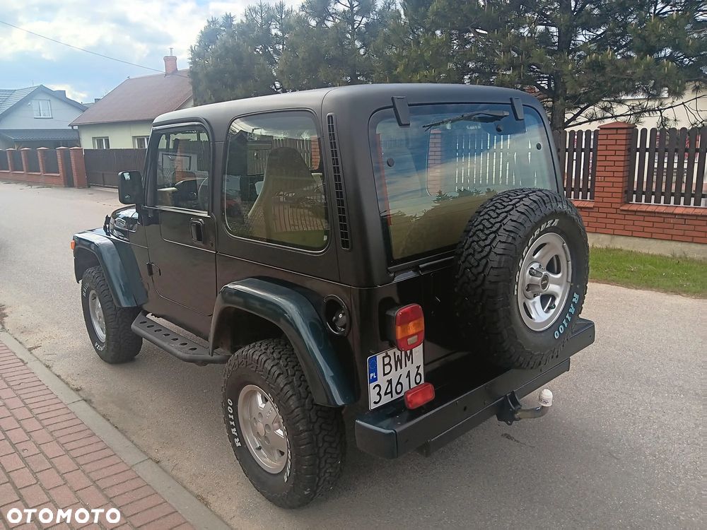 Jeep Wrangler - 7