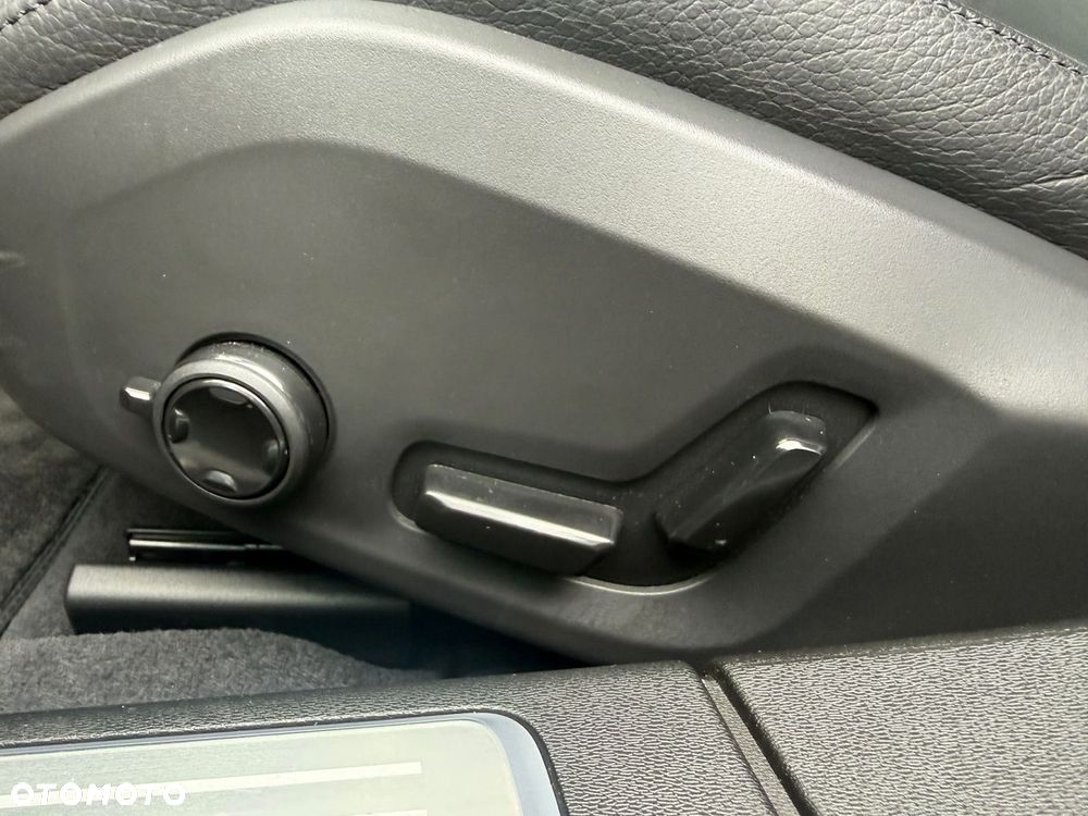Volvo S90 - 12