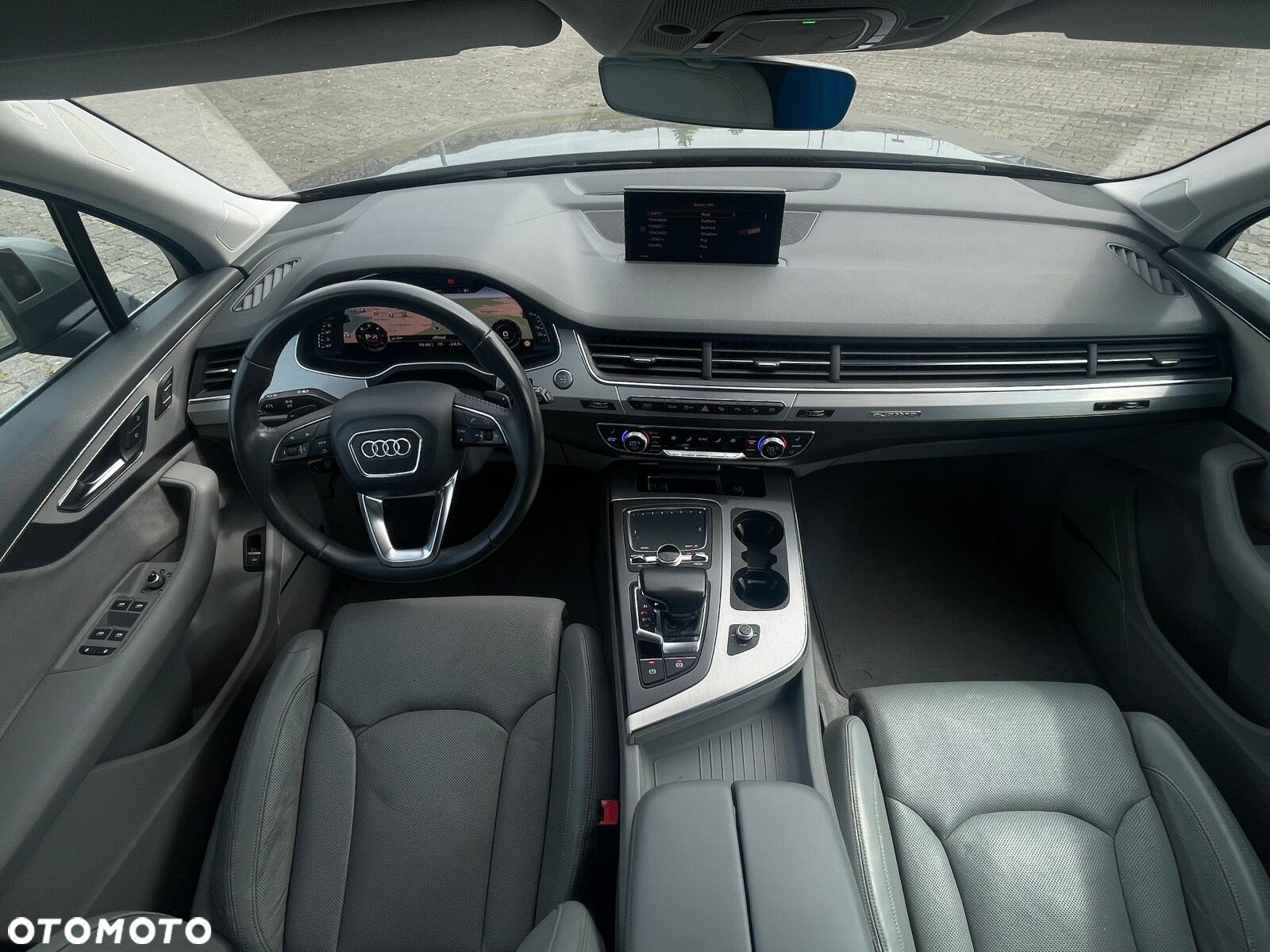 Audi Q7 - 11