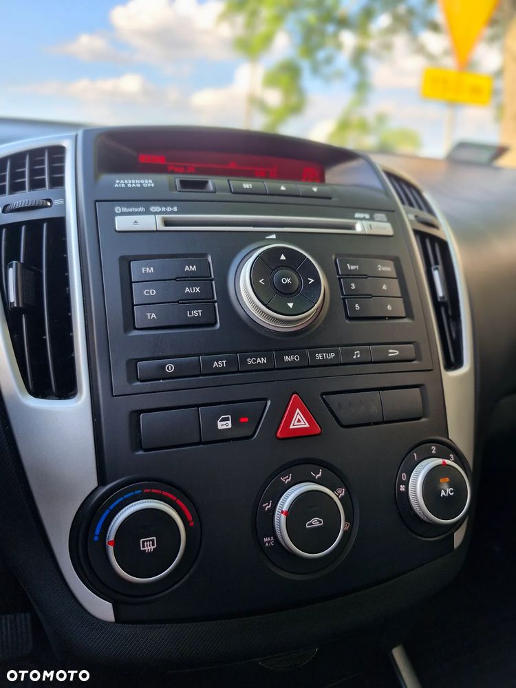 Kia Ceed 1.6 Crdi L Euro2012 - 12