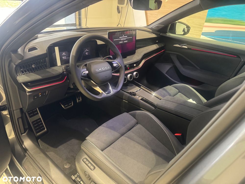 Skoda Superb 2.0 TSI Sportline DSG - 5