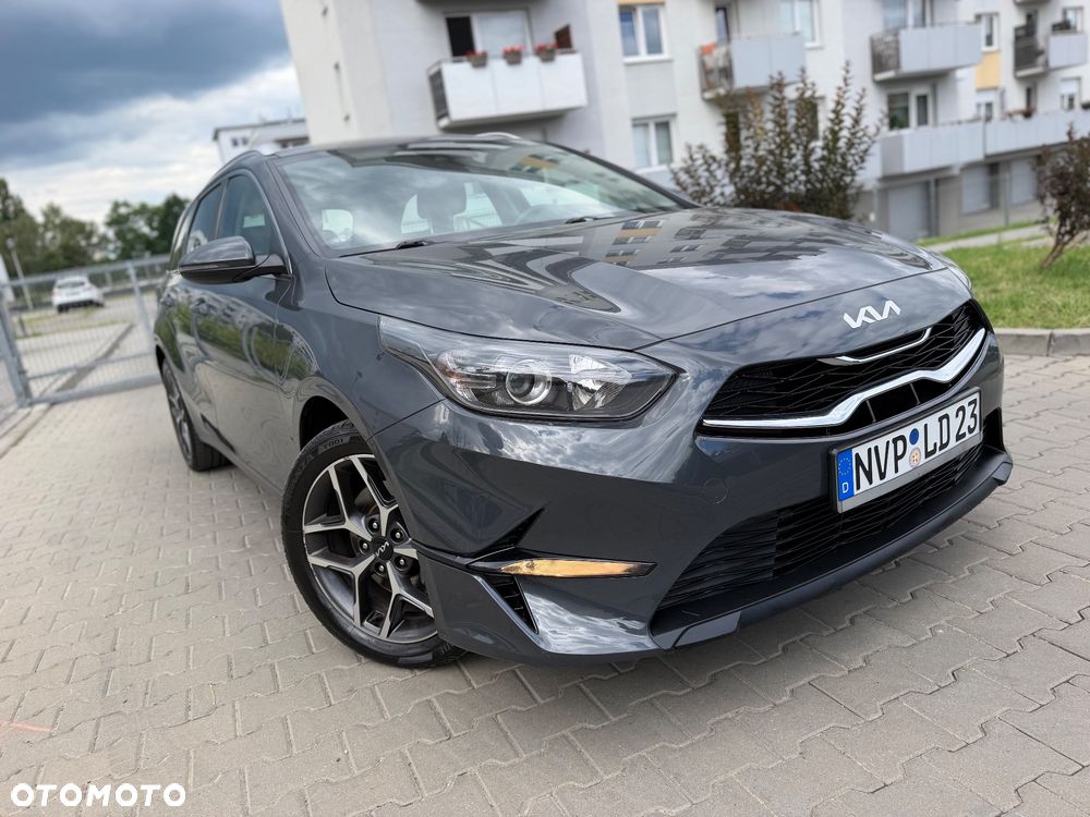 Kia Ceed 1.6 CRDi (48V Mild-Hybrid) DCT7 Platinum - 15