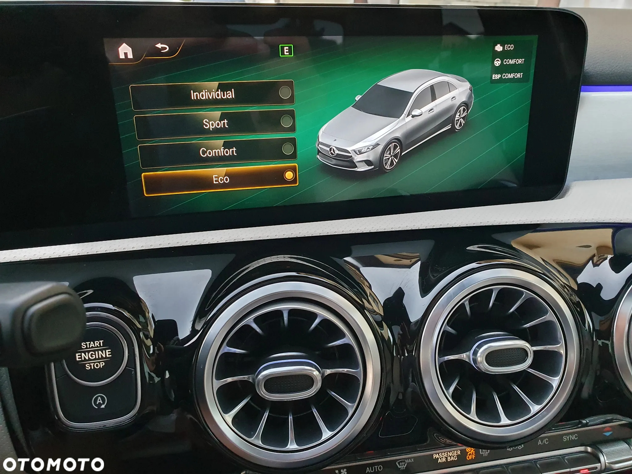 Mercedes-Benz Klasa A 220 4-Matic Style 7G-DCT - 24